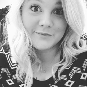 Meet your Posher, Britt